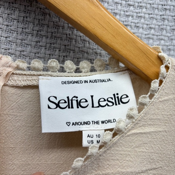 Selfie Leslie Flare Cuff Beige Mini Dress Women Med- 100% Linen Hello Molly - Picture 6 of 11